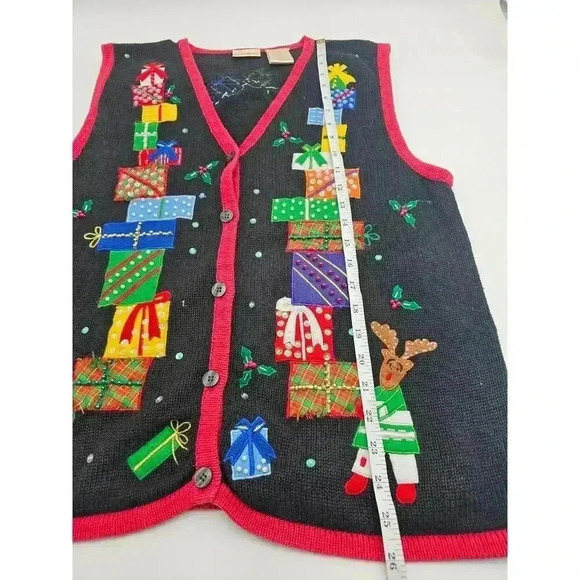 Bobbie Brooks Women's Size L Black Holiday Presents Sweater Vest - Picture 10 of 11